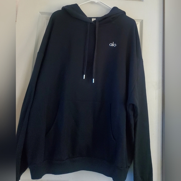 Alo Accolade In Black, Loose Fit, Size XL - Picture 3 of 6